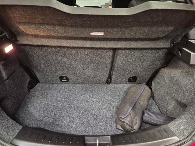 LANCIA Ypsilon usata, con Isofix