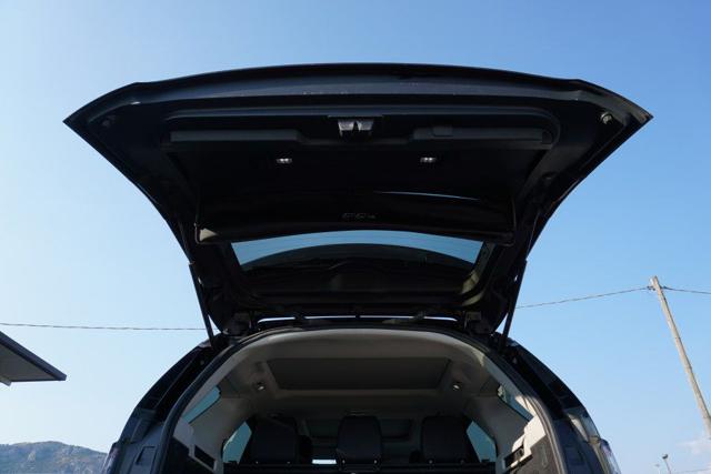 LAND ROVER Discovery usata, con Sound system