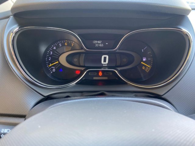 RENAULT Captur usata, con Controllo automatico clima