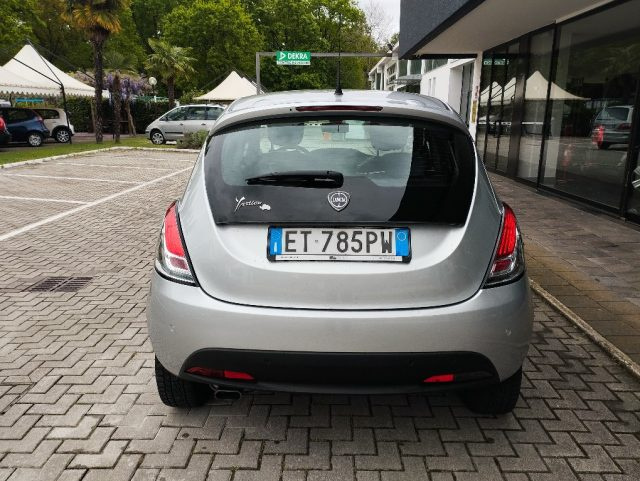 LANCIA Ypsilon usata, con Autoradio