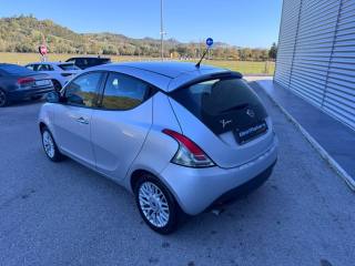 LANCIA Ypsilon usata, con Autoradio