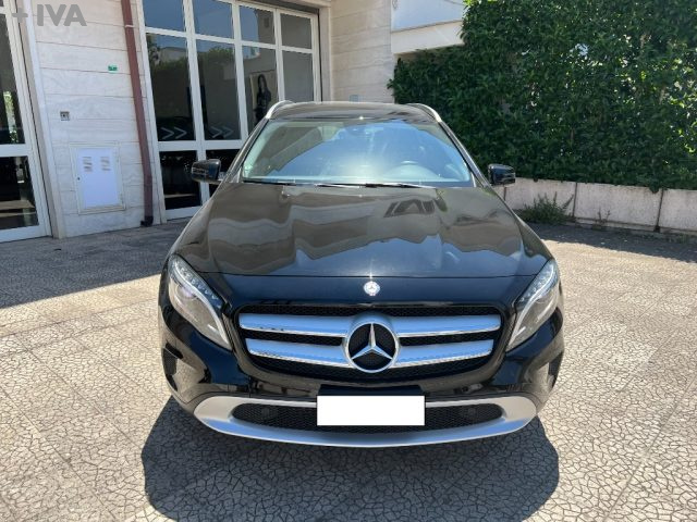 MERCEDES-BENZ GLA 200 usata 2