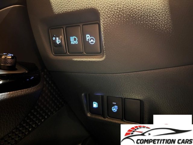 TOYOTA C-HR usata 19