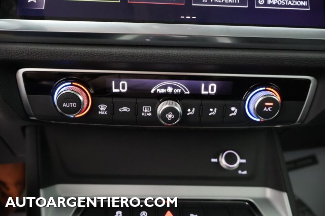 AUDI Q3 usata, con Autoradio digitale