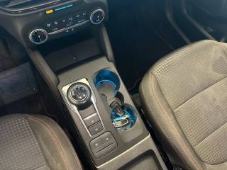 FORD Kuga usata, con Sistema di navigazione