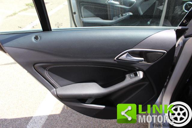 MERCEDES-BENZ CLA 180 usata 22