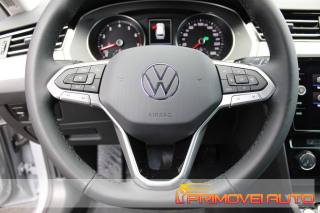 VOLKSWAGEN Passat Variant usata, con Airbag