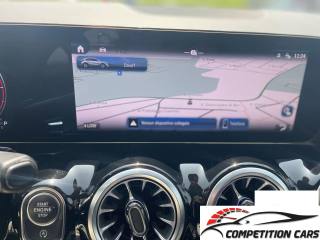 MERCEDES-BENZ GLA 180 usata, con Autoradio digitale