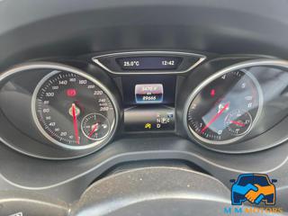 MERCEDES-BENZ GLA 180 usata 36