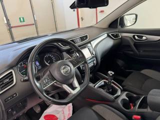 NISSAN Qashqai usata, con Park Distance Control