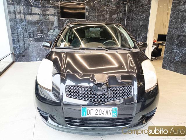 TOYOTA Yaris usata, con ABS