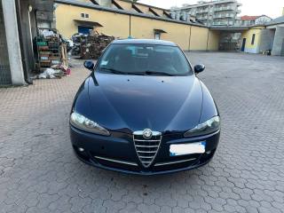 ALFA ROMEO 147 usata, con Airbag