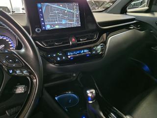 TOYOTA C-HR usata, con Controllo automatico clima