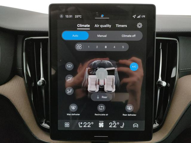 VOLVO XC60 usata, con Touch screen