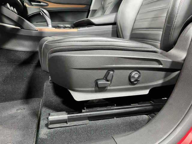 ALFA ROMEO Stelvio usata, con Telecamera per parcheggio assistito