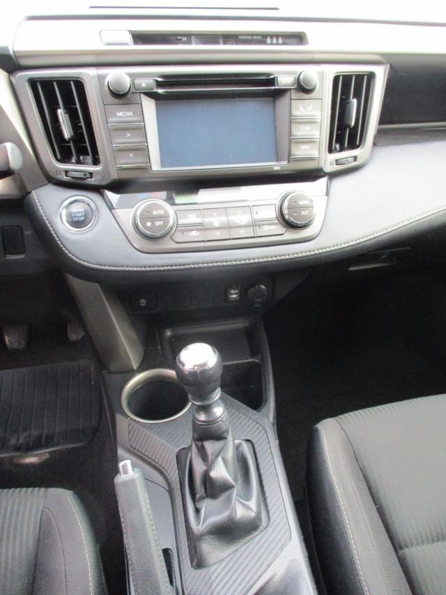 TOYOTA RAV 4 usata, con Volante in pelle