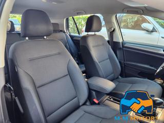 VOLKSWAGEN Golf usata, con Controllo automatico clima