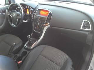 OPEL Astra usata, con Controllo automatico clima