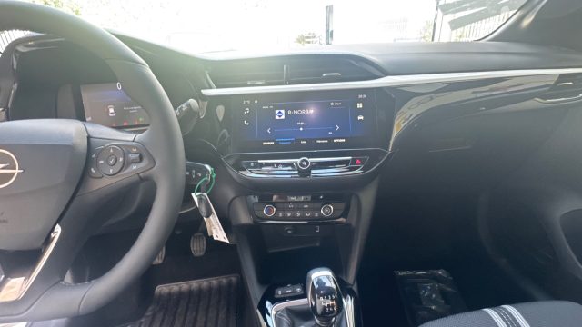 OPEL Corsa usata, con Controllo automatico clima