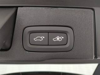 VOLVO XC60 usata, con Vetri oscurati