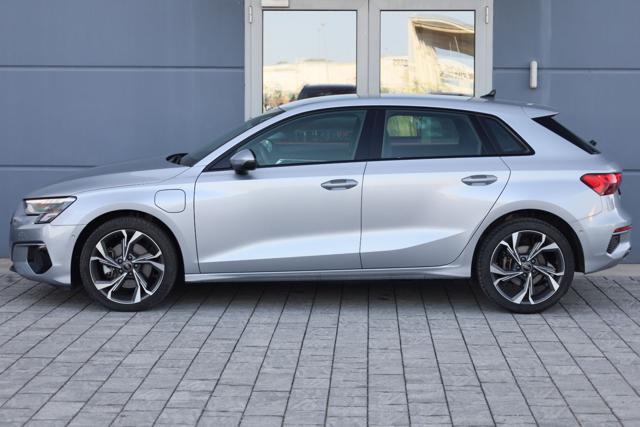 AUDI A3 usata, con Autoradio
