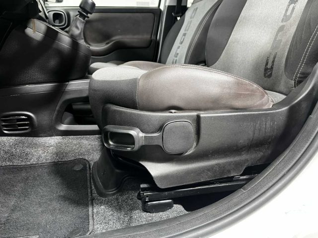 FIAT Panda Cross usata 28