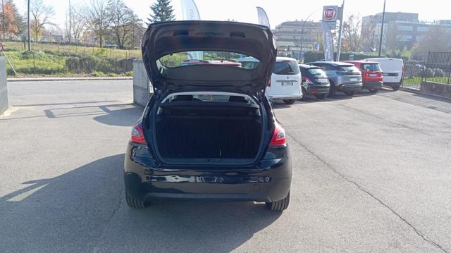 PEUGEOT 308 usata, con Autoradio