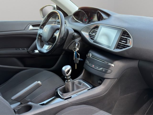 PEUGEOT 208 usata, con Cruise Control