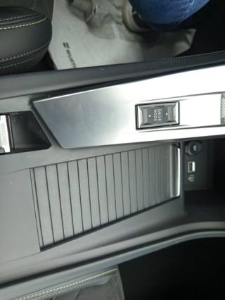 PEUGEOT 308 usata, con Frenata d
