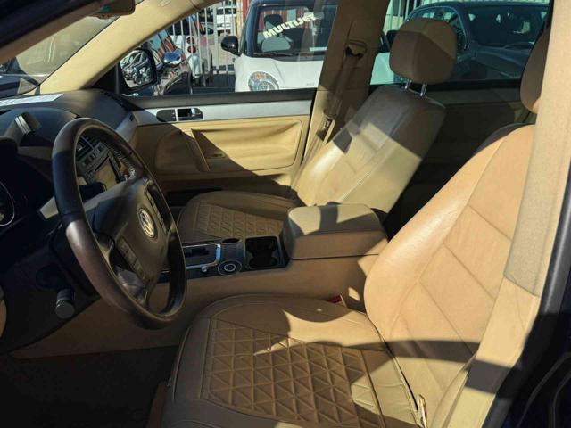 VOLKSWAGEN Touareg usata, con Cerchi in lega