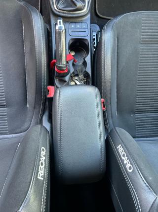 FORD Fiesta usata, con Chiusura centralizzata