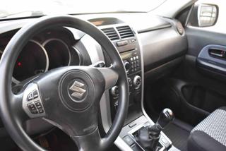 SUZUKI Grand Vitara usata, con Fendinebbia