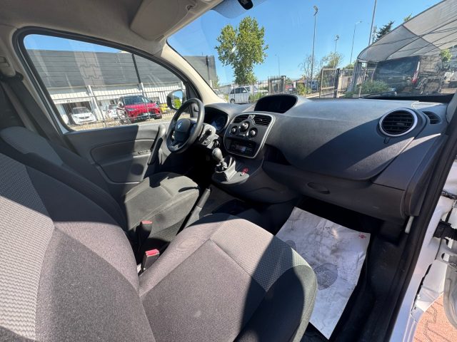 RENAULT Kangoo usata 18