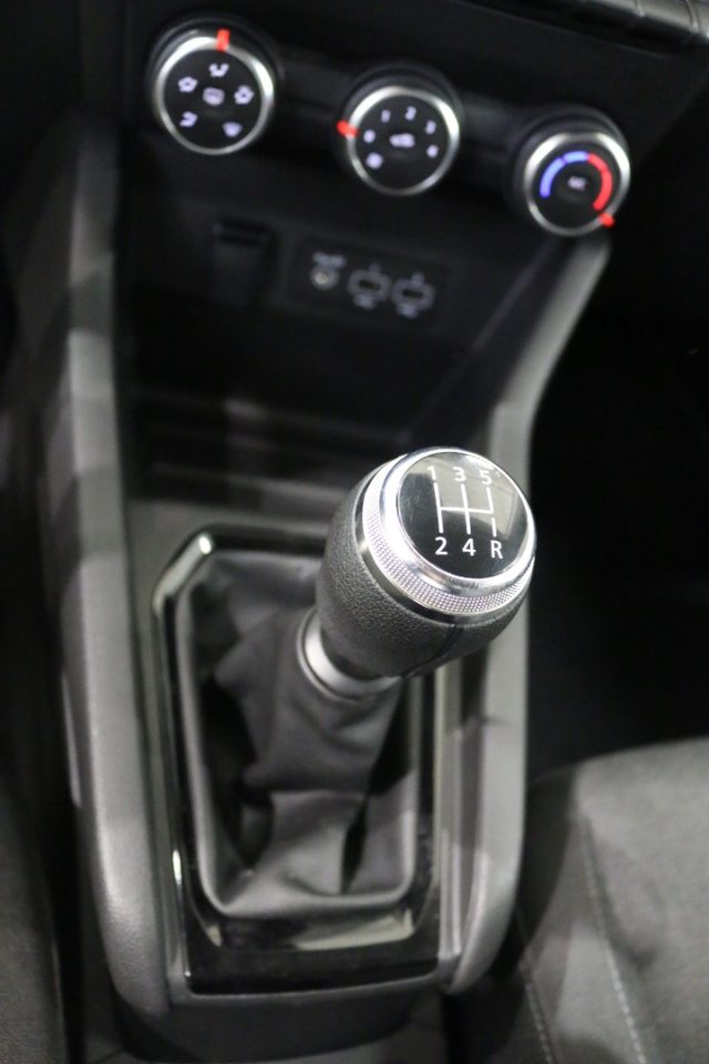 RENAULT Clio usata 21