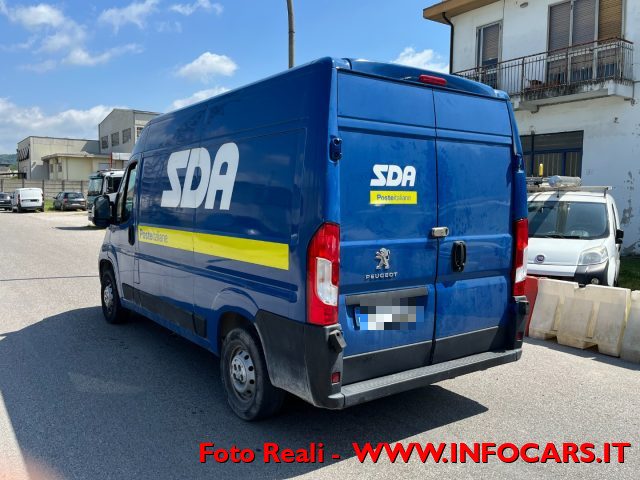 PEUGEOT Boxer usata, con Alzacristalli elettrici