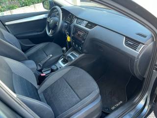 SKODA Octavia usata 13