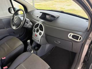 RENAULT Modus usata, con Chiusura centralizzata