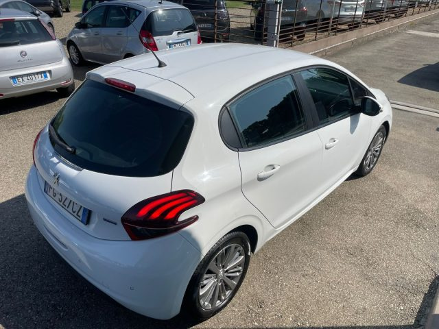 PEUGEOT 208 usata, con Controllo trazione