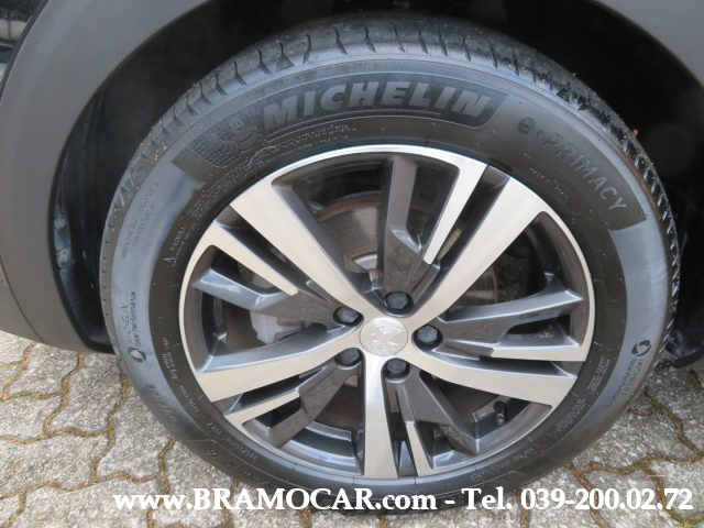 PEUGEOT 3008 usata, con Climatizzatore