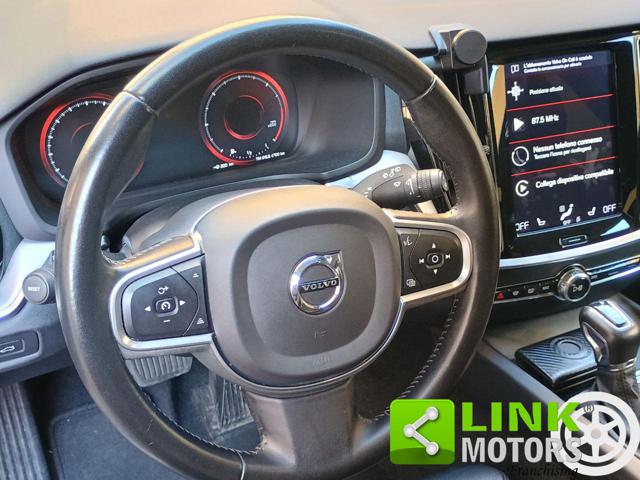 VOLVO V60 usata, con Volante in pelle