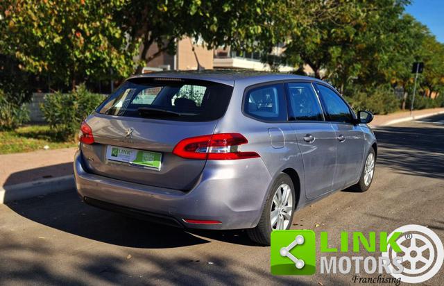 PEUGEOT 308 usata, con Airbag