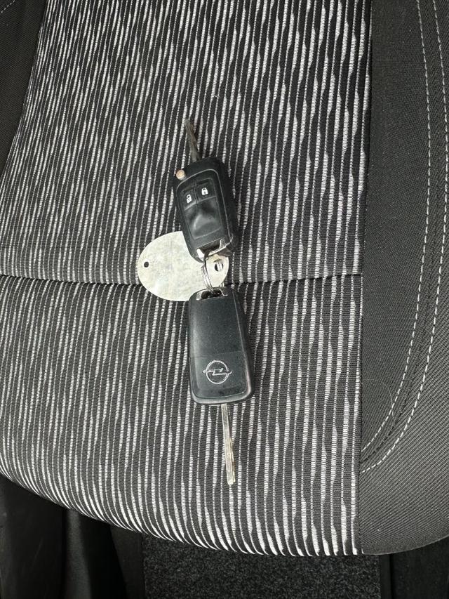 OPEL Mokka usata, con Specchietti laterali elettrici