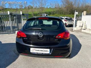 OPEL Astra usata, con Autoradio