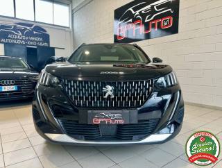 PEUGEOT 2008 usata, con Airbag