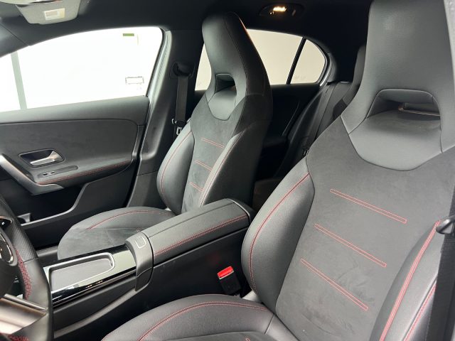 MERCEDES-BENZ A 180 usata, con Autoradio digitale