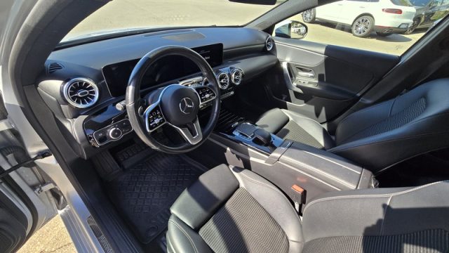 MERCEDES-BENZ A 200 usata, con Chiusura centralizzata