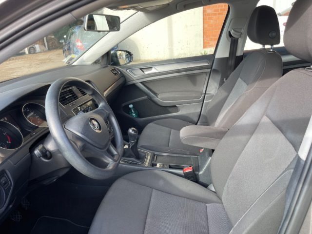 VOLKSWAGEN Golf usata, con ESP