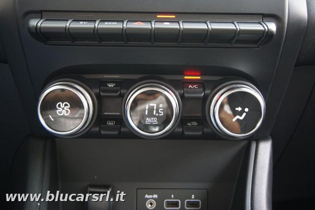 RENAULT Captur usata, con Bracciolo