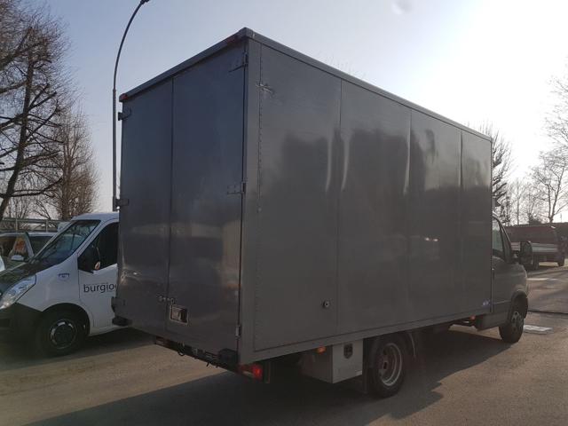 IVECO Daily usata, con Climatizzatore