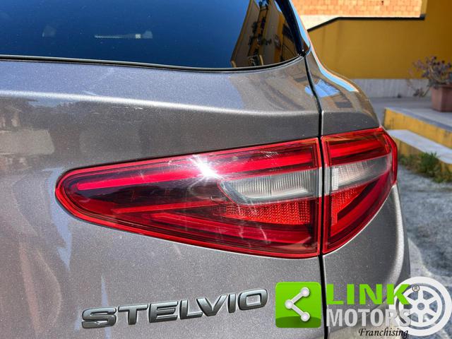 ALFA ROMEO Stelvio usata 14